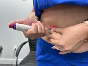 Semaglutide Weight Loss Dosage, Tirzepatide with B12